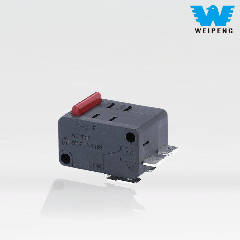 Dvojčinný kombinovaný mikrospínač / DPDT / valčeková páka