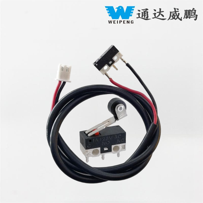 Odolný mikrospínač s nalisovaným a spájkovacím plôškom