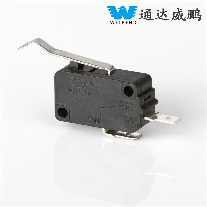 Vysokoprúdový mikrospínač pre obmedzovač ohrievača vody so strieborným kontaktom