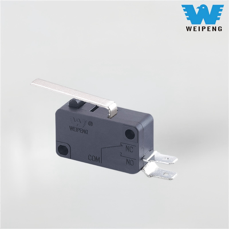 HK-14 bočný dvojnohý mikrospínač s priamou páčkou