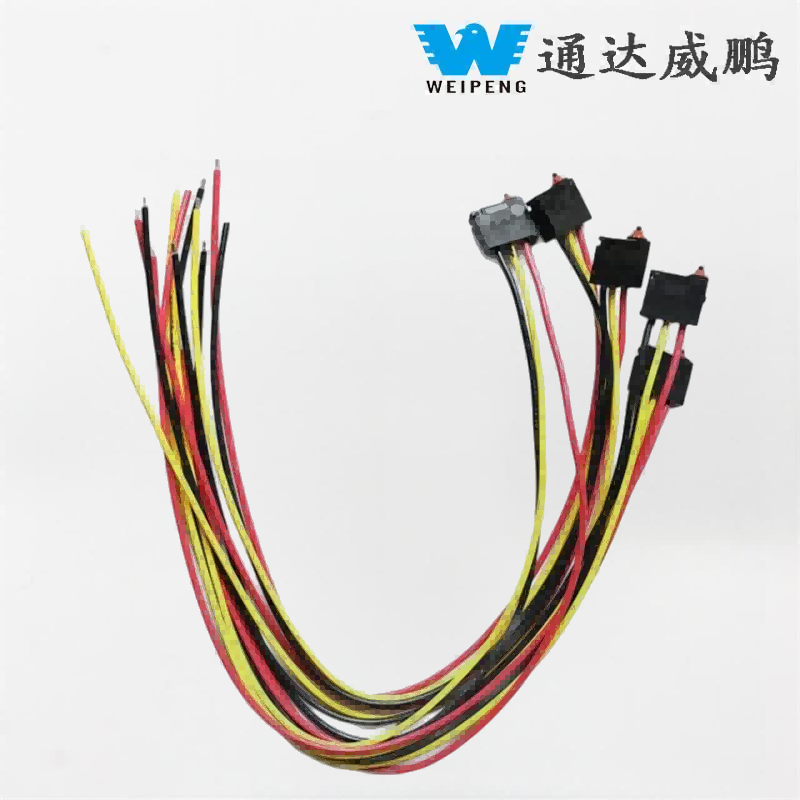 Utesnený ultra kompaktný cestovný spínač